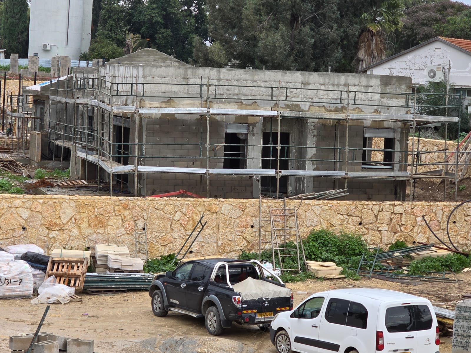 פרוייקט פיקוח 40 בתי קרקע בקיבוץ חולדה
